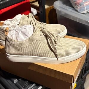 Lucky Brand Men's Tan Knit Sneakers in box